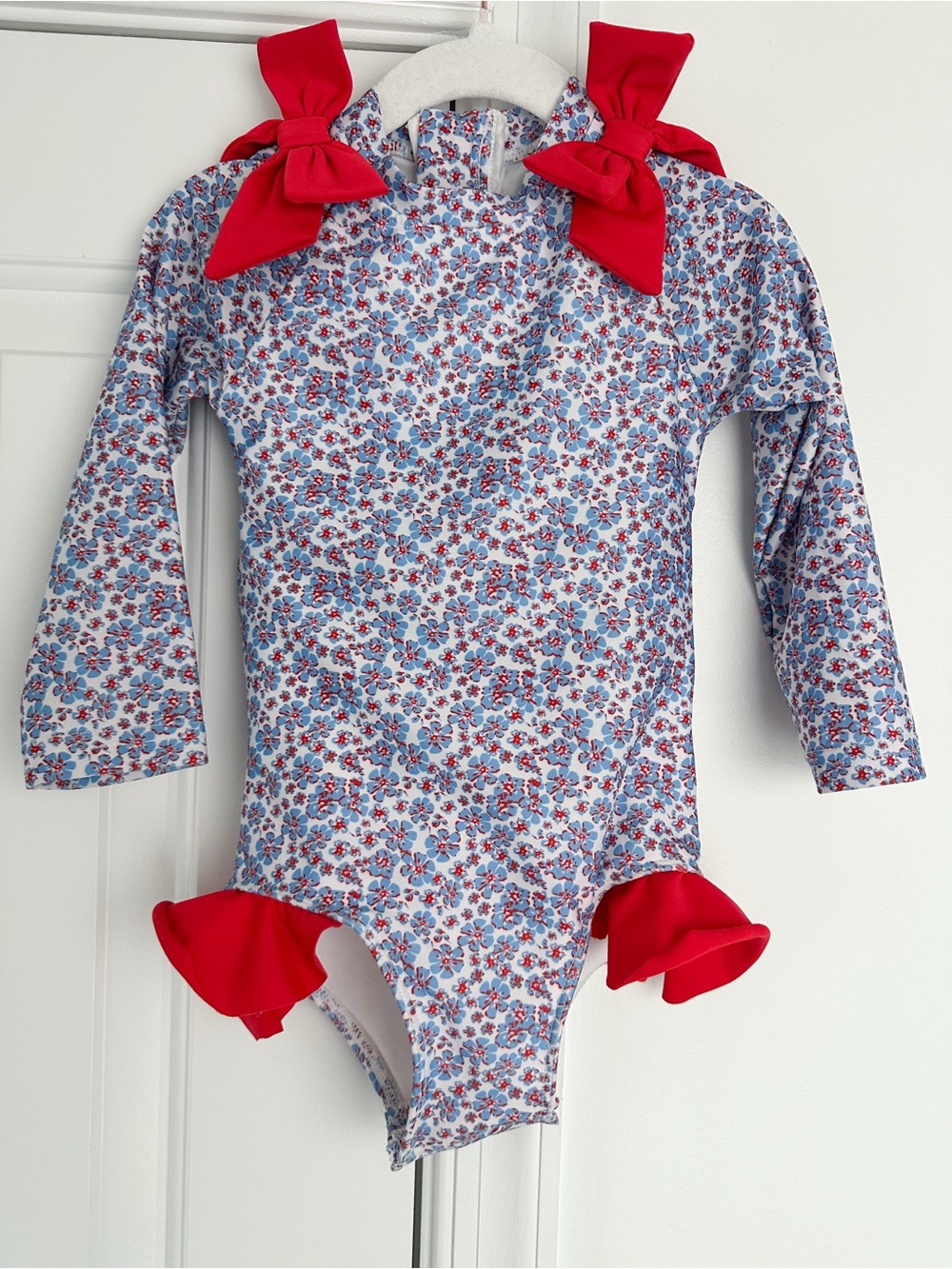 Cecil & Lou long sleeve swimsuit 2T EUC